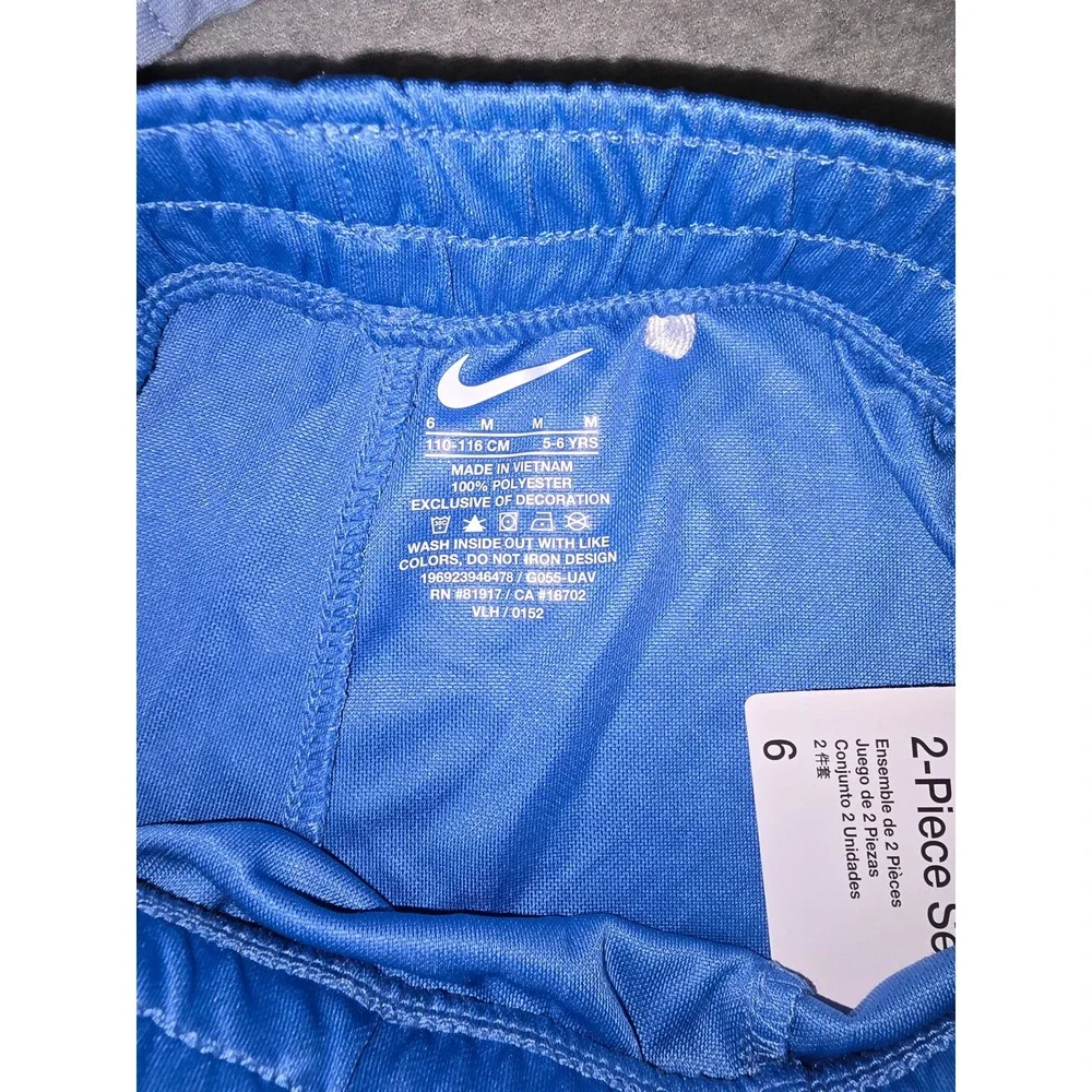 Nike piece activewear